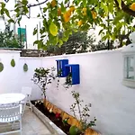 Willkommen In Einem Private Garden * バーリ