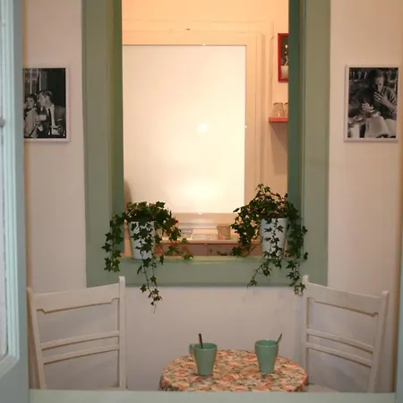 Willkommen In Einem Private Garden Apartament