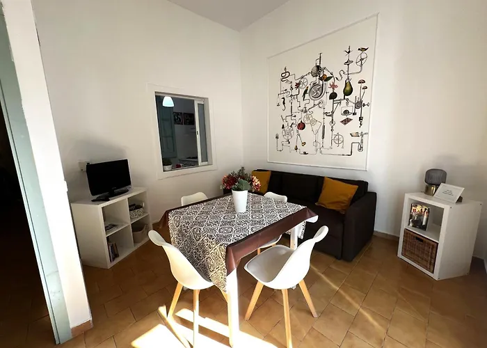 Willkommen In Einem Private Garden Bari